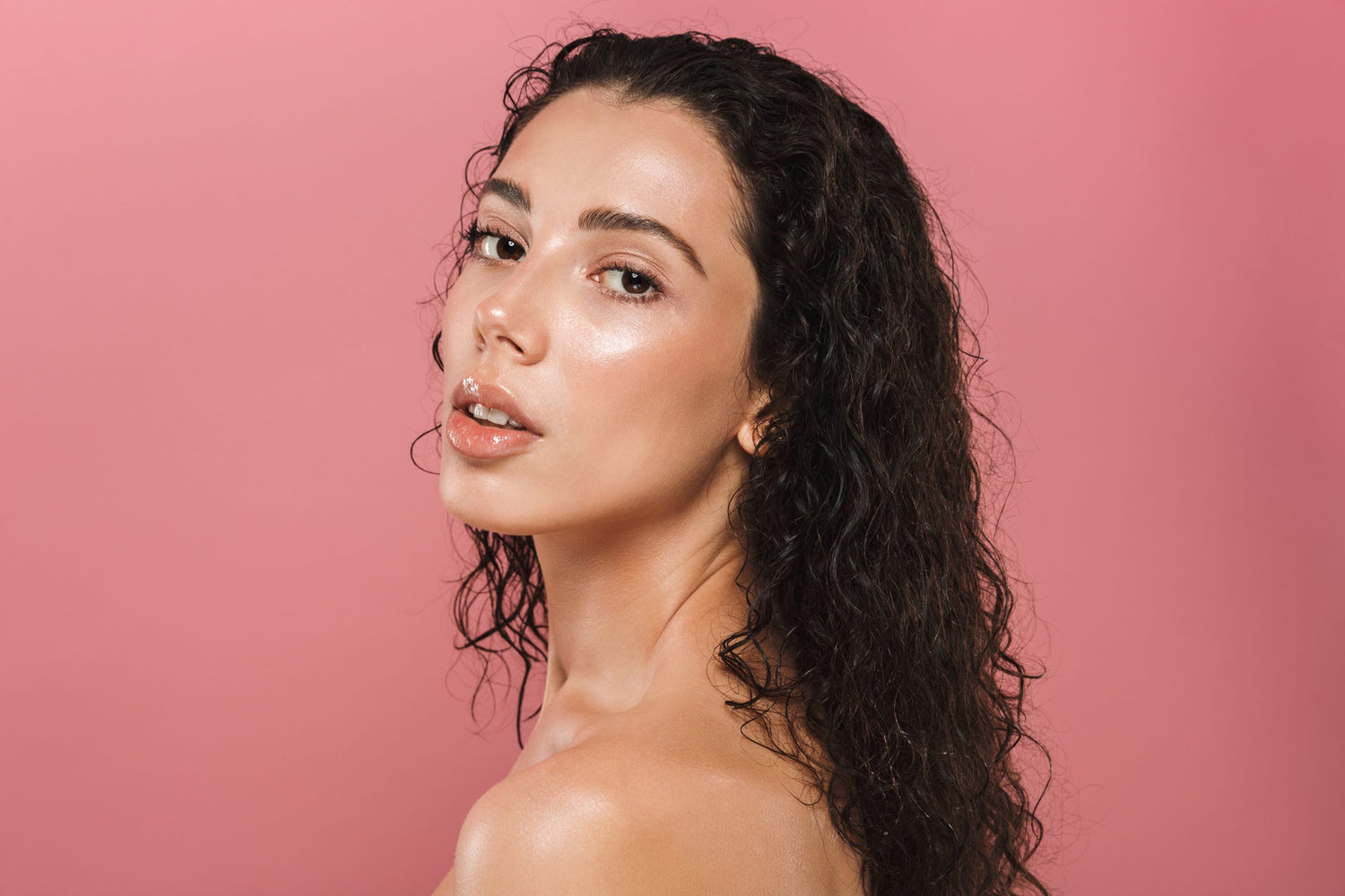 The Ultimate Skincare Hacks For Unmanageably Oily Skin