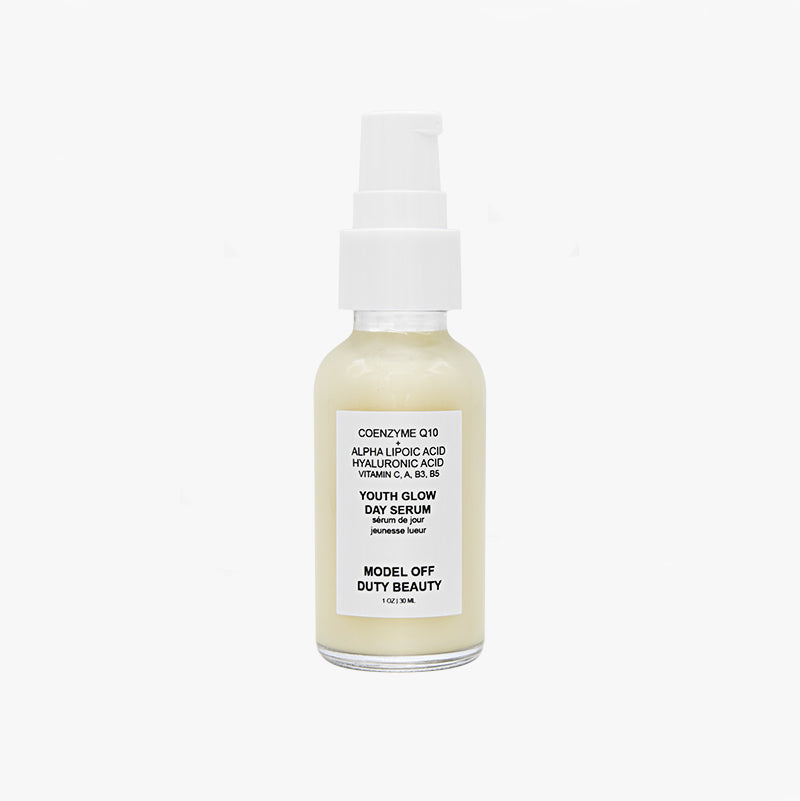 Model off Duty Beauty Youth Glow Day Serum